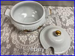 ROYAL ALBERT OLD COUNTRY ROSES SOUP TUREEN WITH LID NEW Beautiful