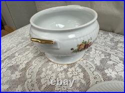 ROYAL ALBERT OLD COUNTRY ROSES SOUP TUREEN WITH LID NEW Beautiful