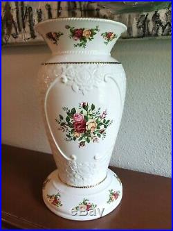 ROYAL ALBERT, Old Country Roses, 14 Basket Weave Vase