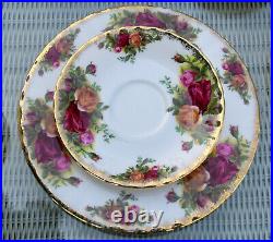 ROYAL ALBERT Old Country Roses 6 Gedecke Schälchen Service cup plate 24 tlg