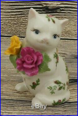 ROYAL ALBERT Old Country Roses Cat Kitty Teapot 1962 RETIRED