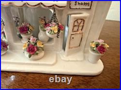 ROYAL ALBERT Old Country Roses Electric Lighted Flower Shoppe Excellent