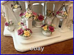 ROYAL ALBERT Old Country Roses Electric Lighted Flower Shoppe Excellent