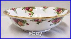 ROYAL ALBERT Old Country Roses Footed Pedestal Bowl Round 10.25 England 1962