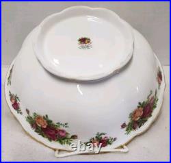 ROYAL ALBERT Old Country Roses Footed Pedestal Bowl Round 10.25 England 1962