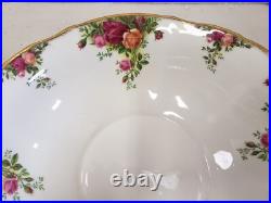ROYAL ALBERT Old Country Roses Footed Pedestal Bowl Round 10.25 England 1962