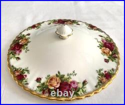 ROYAL ALBERT Old Country Roses Round COVERED VEGETABLE BOWL Casserole Dish