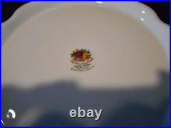 ROYAL ALBERT Old Country Roses Round COVERED VEGETABLE BOWL Casserole Dish EUC