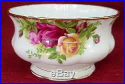 ROYAL ALBERT china OLD COUNTRY ROSES 11-piece Hostess Serving Piece Set