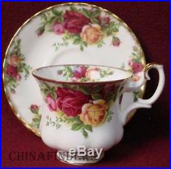 ROYAL ALBERT china OLD COUNTRY ROSES 1962 stamp 60-piece SET SERVICE for 12