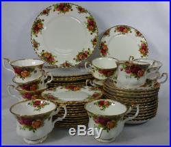 ROYAL ALBERT china OLD COUNTRY ROSES pattern 60 Piece Set dinner/cup/salad/bread