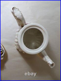 Rare Decorative Royal Albert Earthenware Paul Cardew Old Country Roses Teapot