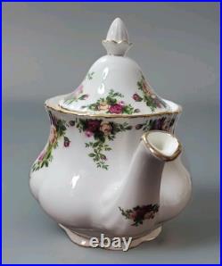 Rare Pattern Vintage Royal Albert Old Country Roses China Tea Set 11pcs Ltd 1962