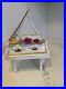 Rare_Royal_Albert_Old_Country_Roses_Grand_Piano_Music_Box_01_wd