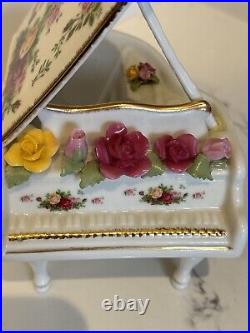 Rare Royal Albert Old Country Roses Grand Piano Music Box