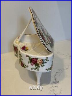 Rare Royal Albert Old Country Roses Grand Piano Music Box