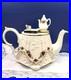 Rare_Royal_Albert_Old_Country_Roses_Teapot_26cm_x_19cm_Cardew_Design_01_pvay