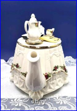 Rare Royal Albert Old Country Roses Teapot 26cm x 19cm Cardew Design