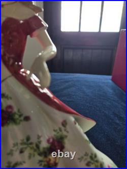 Rare Royal Doulton Royal Albert Old County Rose Pretty Lady