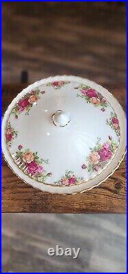 Rare! Vintage 1962 Royal Albert Old Country Roses Covered Vegetable Serving Bowl