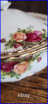Rare! Vintage 1962 Royal Albert Old Country Roses Covered Vegetable Serving Bowl