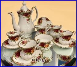 Royal Albert 11 Pc Set Tea For 4 Vintage Orig Production Old Ctry Roses Mint A