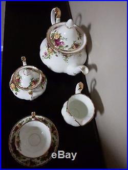 Royal Albert 1962 England Bone China Old Country Roses 7pc Tea Set 22K Gold Trim