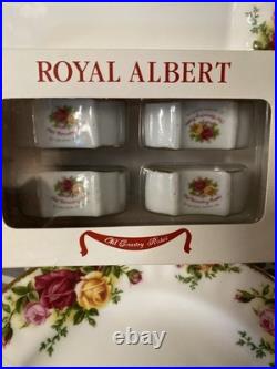 Royal Albert 1962 Old Country Rose Bone China 40 Piece & 8 Napkins Rings EUC