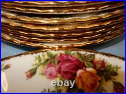 Royal Albert 1962 Old Country Roses 22k trim Dinner Plates 10.5 in. Lot 8 pcs