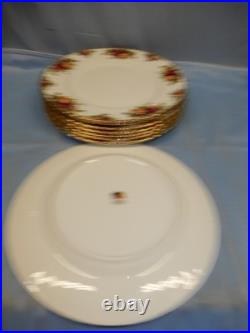 Royal Albert 1962 Old Country Roses 22k trim Dinner Plates 10.5 in. Lot 8 pcs