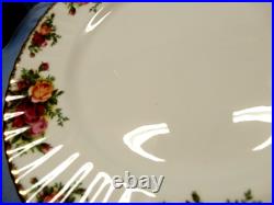 Royal Albert 1962 Old Country Roses 22k trim Dinner Plates 10.5 in. Lot 8 pcs