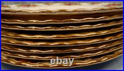 Royal Albert 1962 Old Country Roses 22k trim Dinner Plates 10.5 in. Lot 8 pcs