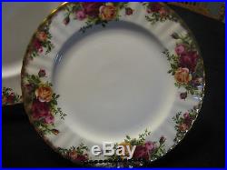 Royal Albert 1962 Old Country Roses 40 Pc Service 8 Dinner Plates Cups Saucer