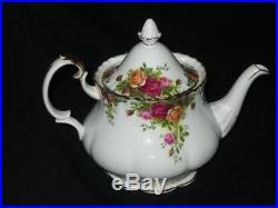 Royal Albert 21 Piece Old Country Roses Tea Service 2.25 pint (UK) Large Teapot