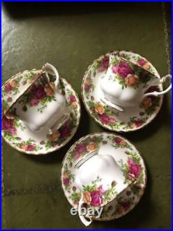 Royal Albert #244 Cup Saucer Old Country Rose
