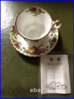 Royal Albert #250 Cup Saucer Old Country Rose