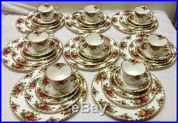 Royal Albert 8 Place Setting 40 Piece OLD COUNTRY ROSES Bone China Set Mint