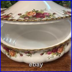 Royal Albert 9 Old Country Roses Lidded Casserole Dish Made In England Royal Albert 9 Old Country Roses Lidded Casserole Dish Made In England