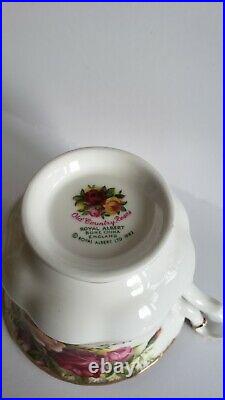 Royal Albert Bone China England Old Country Roses Tea Cup and Saucer Set of 4