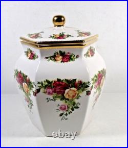 Royal Albert Bone China OLD COUNTRY ROSES Biscuit Barrel Jar withLid MINT