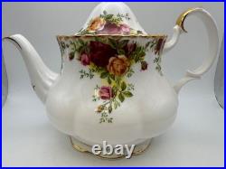 Royal Albert Bone China OLD COUNTRY ROSES Full Size Teapot with Round Opening