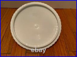 Royal Albert Bone China OLD COUNTRY ROSES ROUND COVERED SERVING BOWL NICE