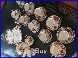 Royal Albert Bone China Old Country Roses