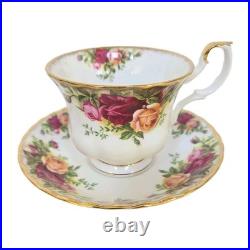 Royal Albert Bone China Old Country Roses 12 Cups and 12 Saucers England