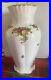 Royal_Albert_Bone_China_Old_Country_Roses_12_Vase_England_1962_Excellent_01_wel