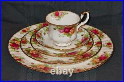 Royal Albert Bone China Old Country Roses Pattern 5 Piece Place Setting New