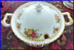 Royal Albert Bone China Old Country Roses footed soup tureen with lid