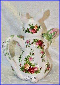 Royal Albert, Bunny Teapot, Old Country Roses, Sculpted Roses