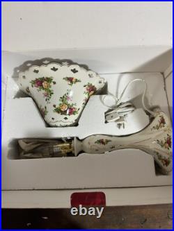Royal Albert By Royal Doulton Rare Old Country Rose 16 Table Lamp In Box