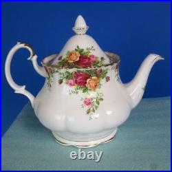 Royal Albert China 1962 Old Country Roses Large Teapot 7½ inches